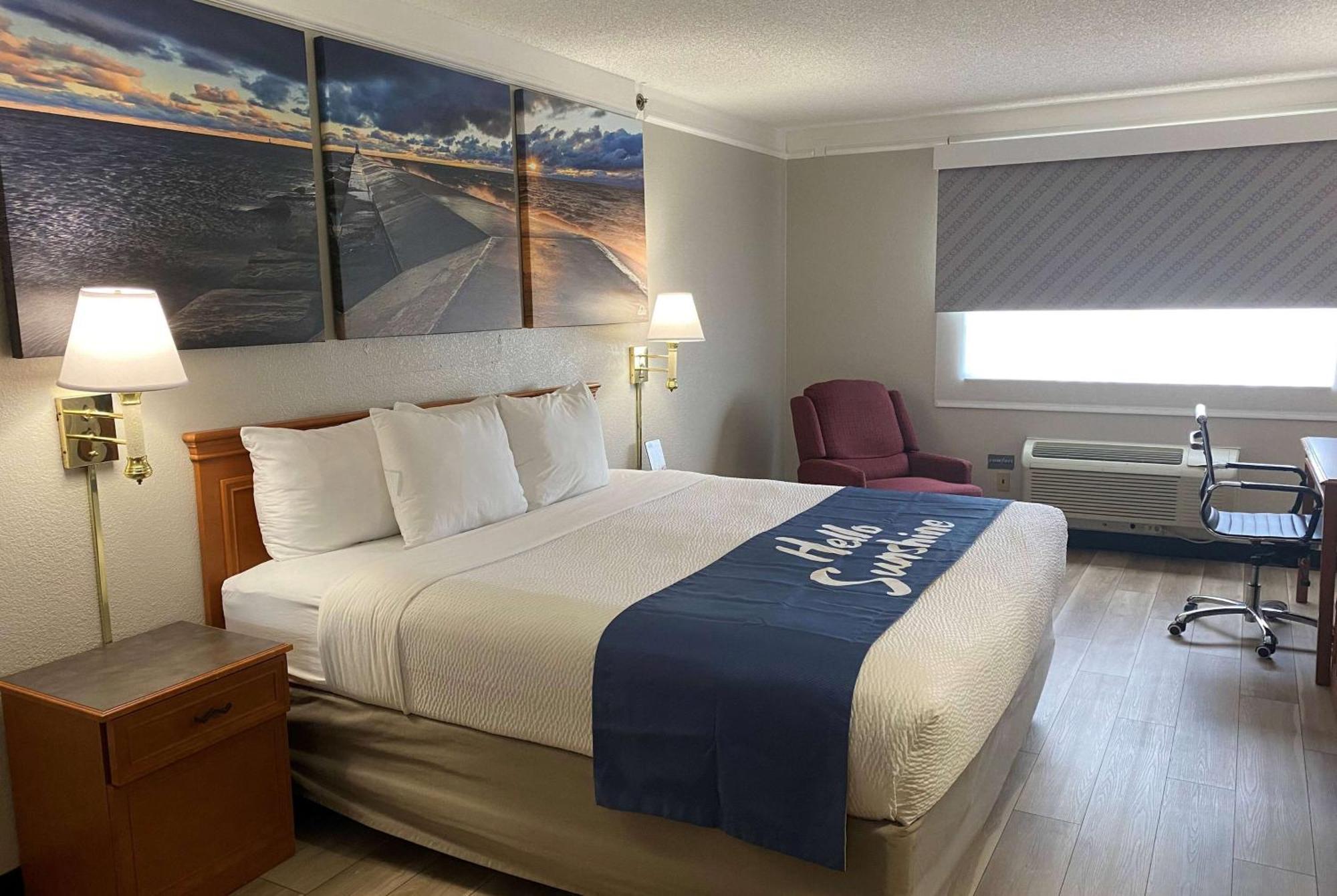 Days Inn & Suites By Wyndham Arlington Heights Extérieur photo
