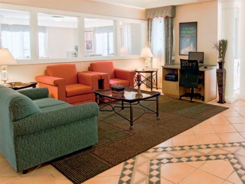Days Inn & Suites By Wyndham Arlington Heights Extérieur photo